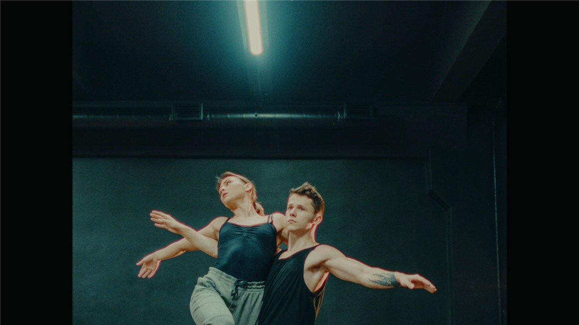 35毫米电影800 – 达芬奇调色风格包 – 适用于专业电影制作和摄影 35MM CINE800 – DaVinci Resolve PowerGrade