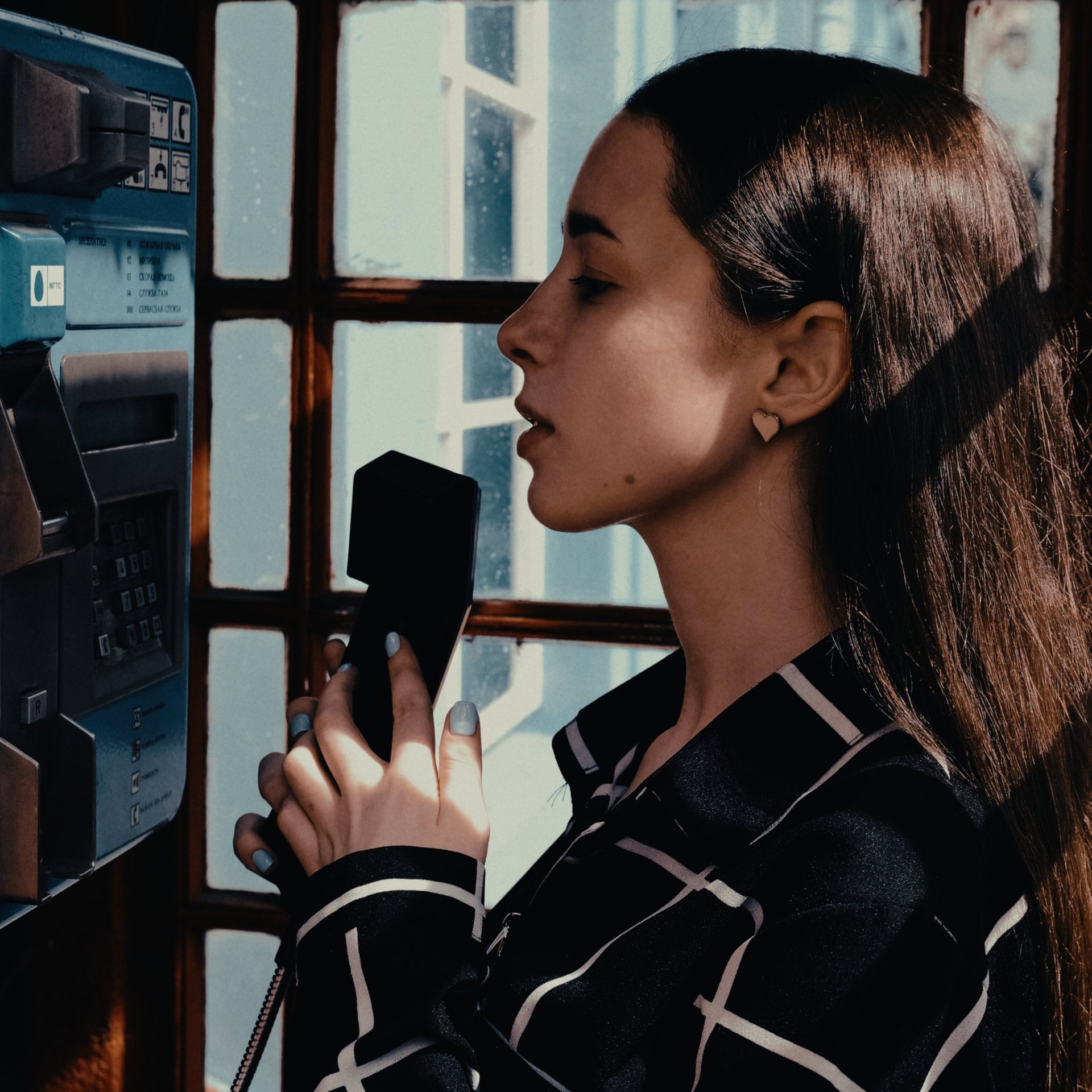 柯达35mm胶片模拟LR、PS预设Kodak Chrome 35MM Film Lightroom Preset: Desktop & Mobile – For Professional Photography